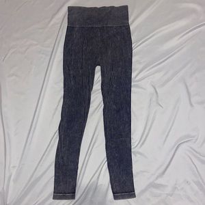 AURA leggings size S